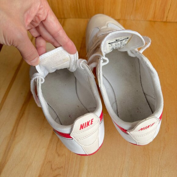 Nike Women's FIVEKAY White/Berry Red Size 8 - Picture 12 of 17